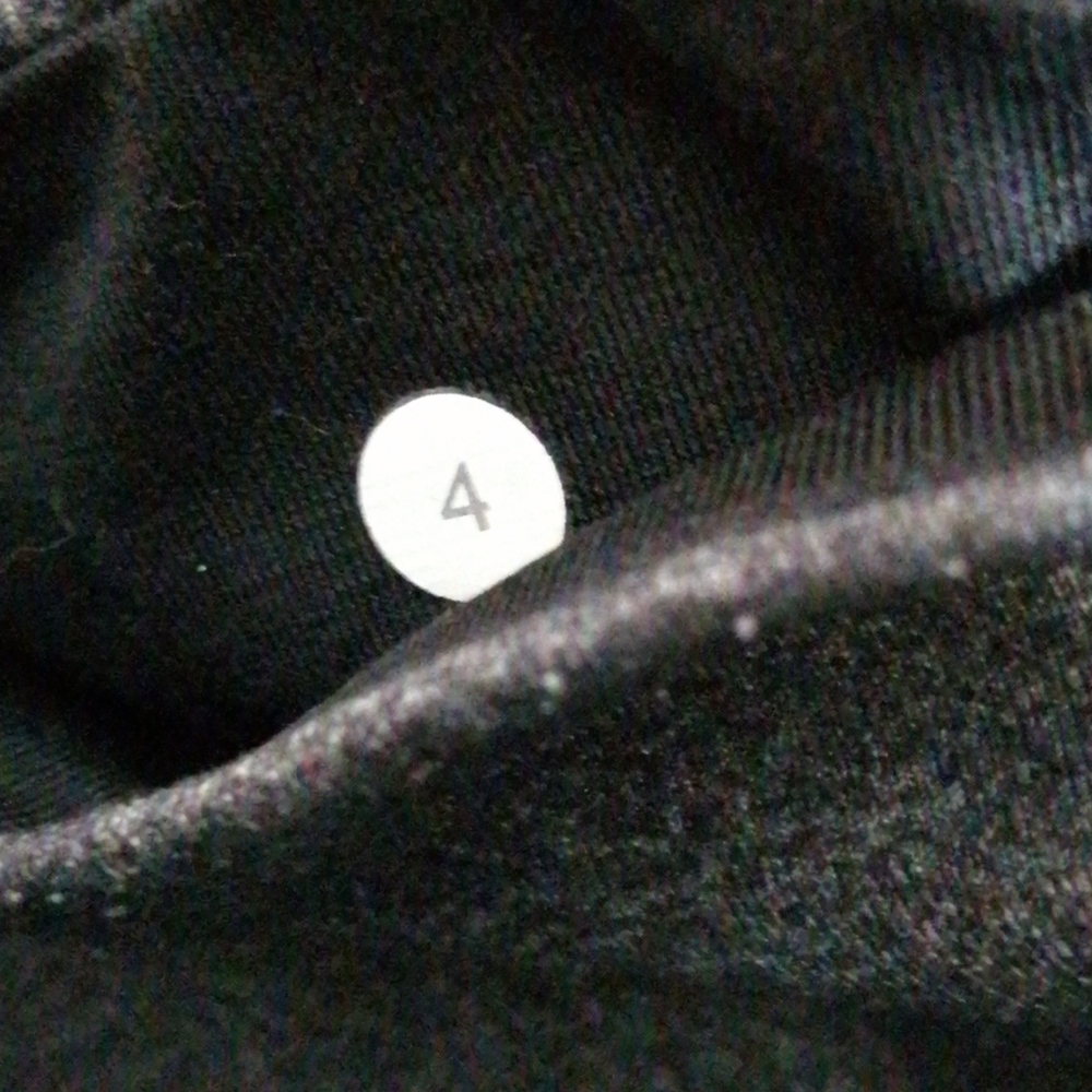 Grey Lululemon wunderunder - Picture 7 of 7